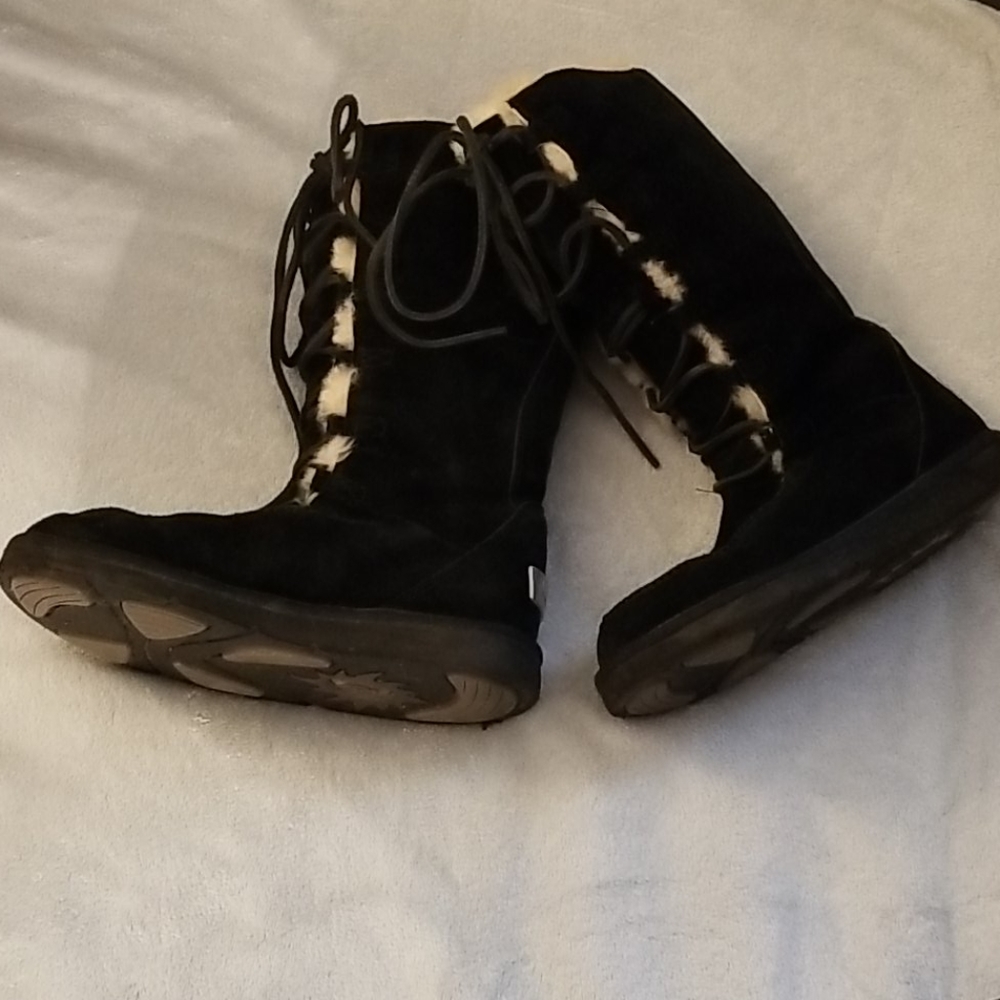 UGG Whitley Black Boots